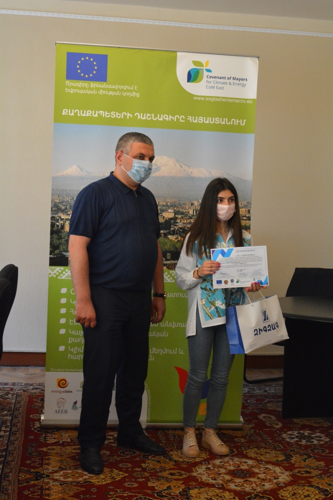 Mariam Mkrtchyan was awarded by CoM EAST project and UCA