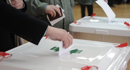 Elections to the local self-government bodies were held in 24 communities. results