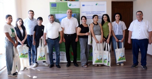 Մարտունիում պարգևատրվեցին «ԵՄ Կայուն էներգիայի շաբաթ-2025»-ի միջոցառումների ակտիվ մասնակիցներն ու մրցույթների հաղթողները